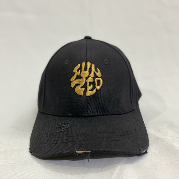 Mũ lưỡi trai FUNSEO màu đen logo thêu basic
