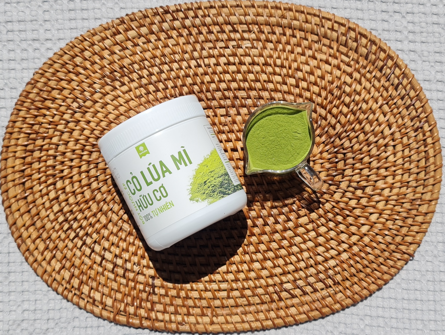 BỘT CỎ LÚA MÌ HỮU CƠ DA'FARM (150gram)