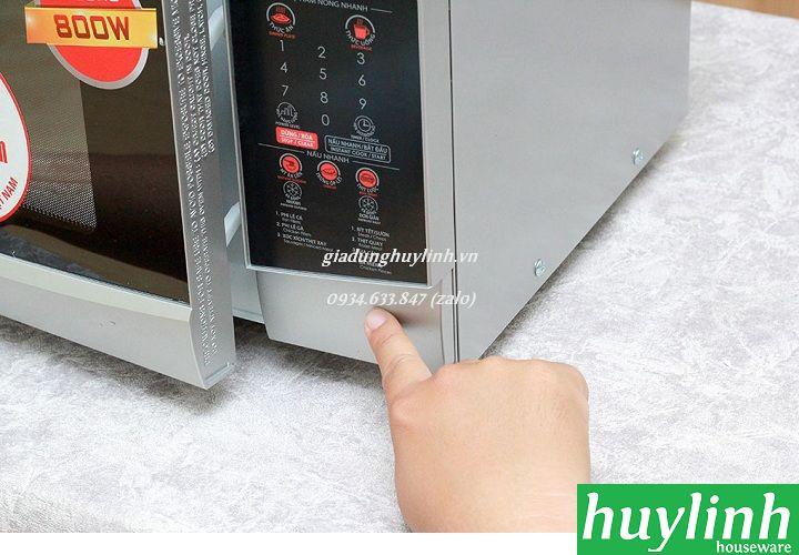 [HCM]Lò vi sóng điện tử Sharp R-25D1(S)VN - 22 lít - Thái Lan