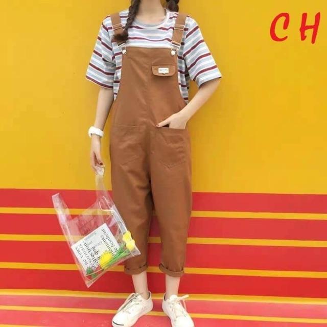[HCM]Quần Yếm Kaki Nắp Túi Logo Cute ( Nâu và Đen)