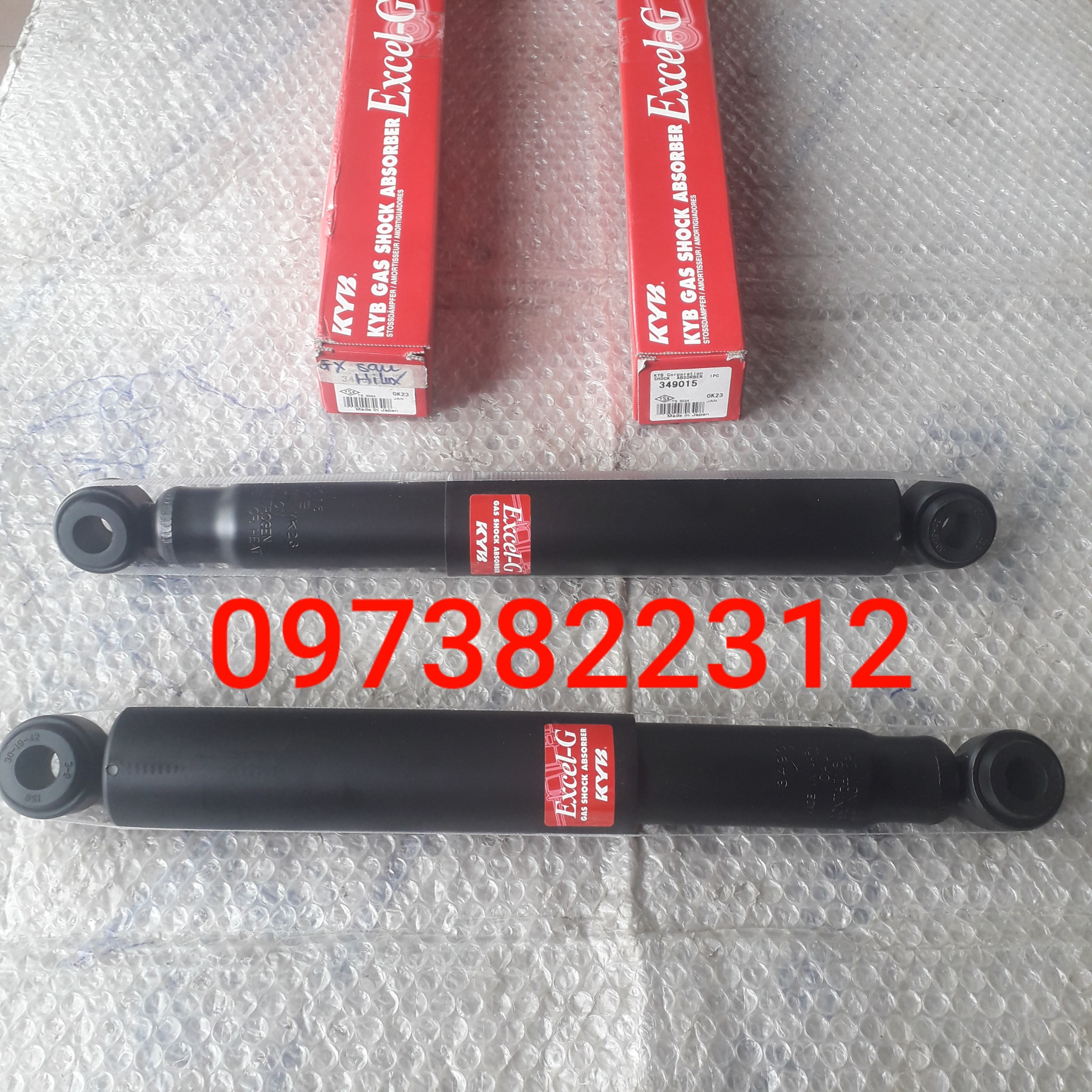 Giảm xóc sau Hilux 05-20 ( Giá 1 Chiếc) KYB