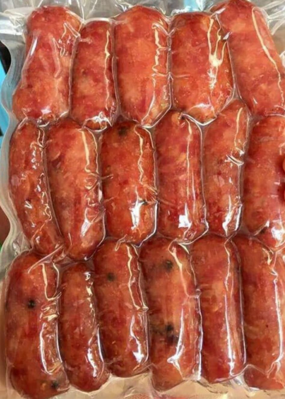 Lạp xưởng tươi , đặc sản Cai lậy