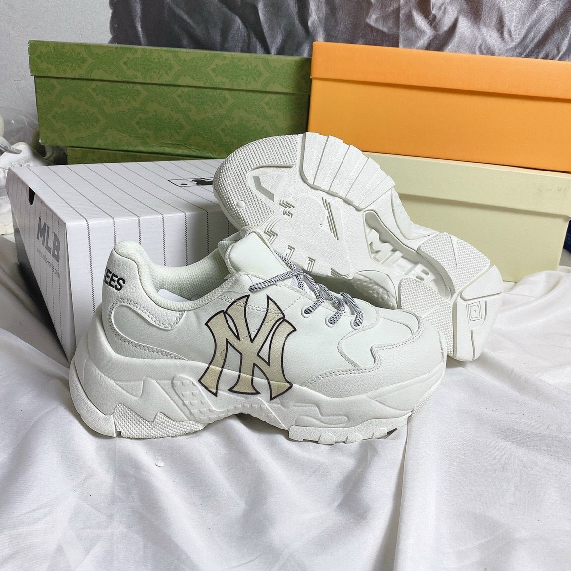Giày thể thao mlb heel b vàng hàng đẹp bản in