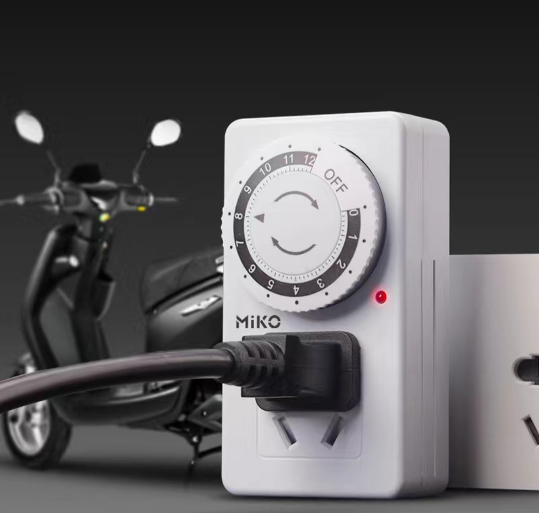 Ổ cắm đặt hẹn giờ  thông minh , loại cơ  Miko