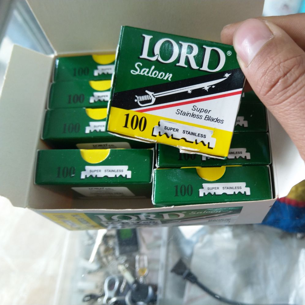 Lưỡi dao Lord bẻ sẵn (hộp 100lưỡi)