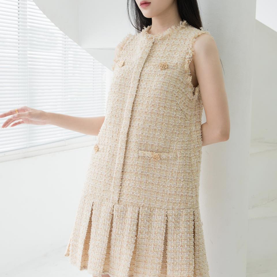 COCO SIN - Đầm Tweed Gold Đính Nút