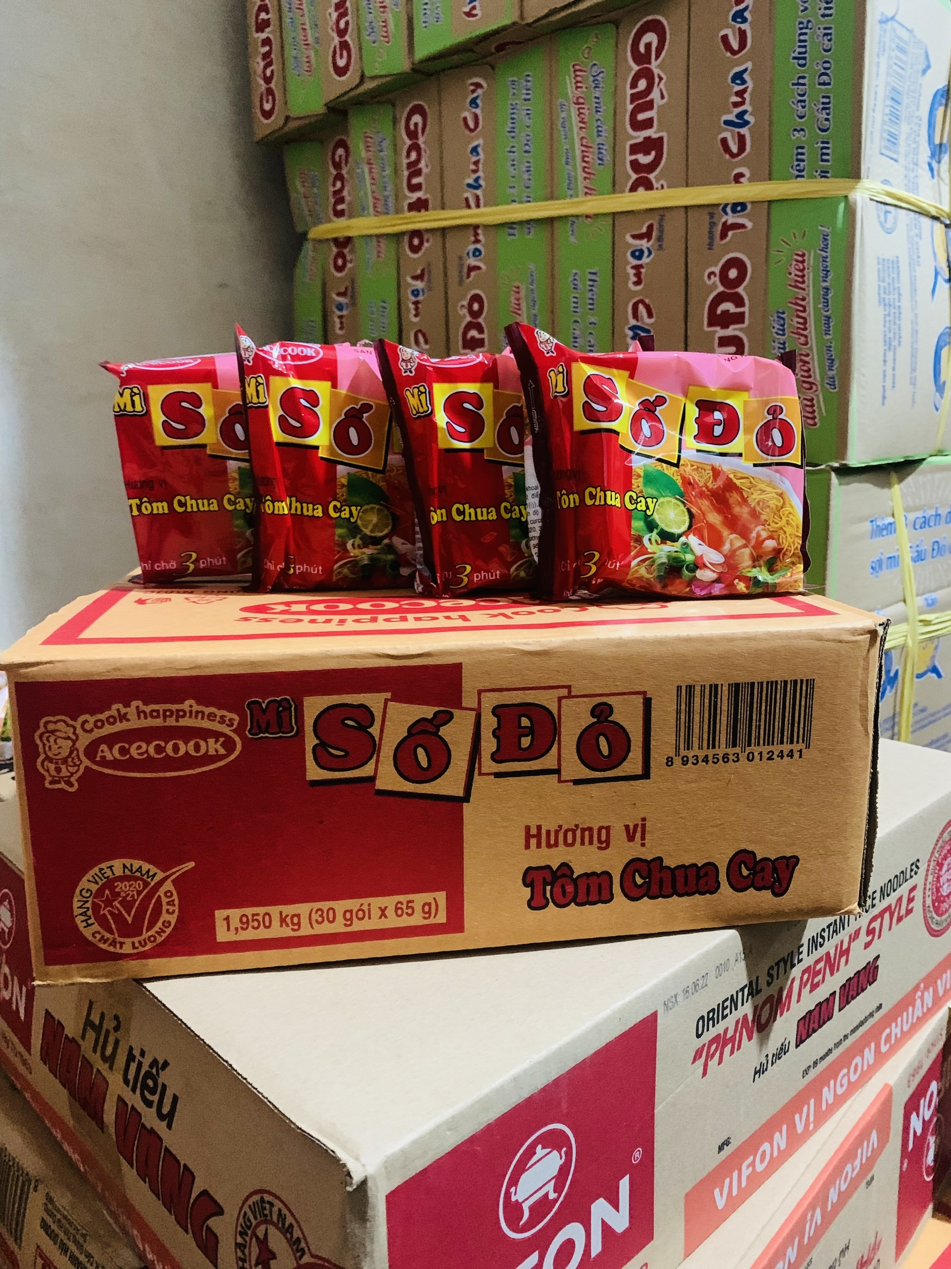 Thùng 30 Gói Mì Số Đỏ Tôm Chua Cay _30 Gói X 65gr