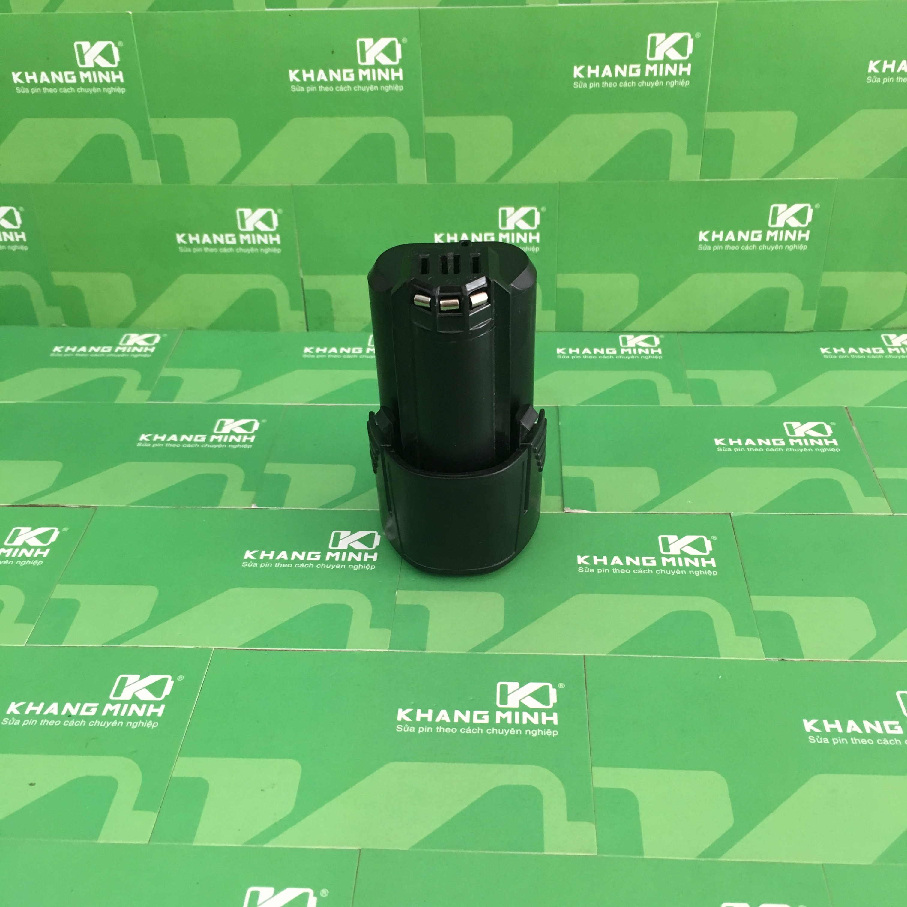 Vỏ mạch pin Bosch 10.8V - 12V Li-ion nhận sạc zin