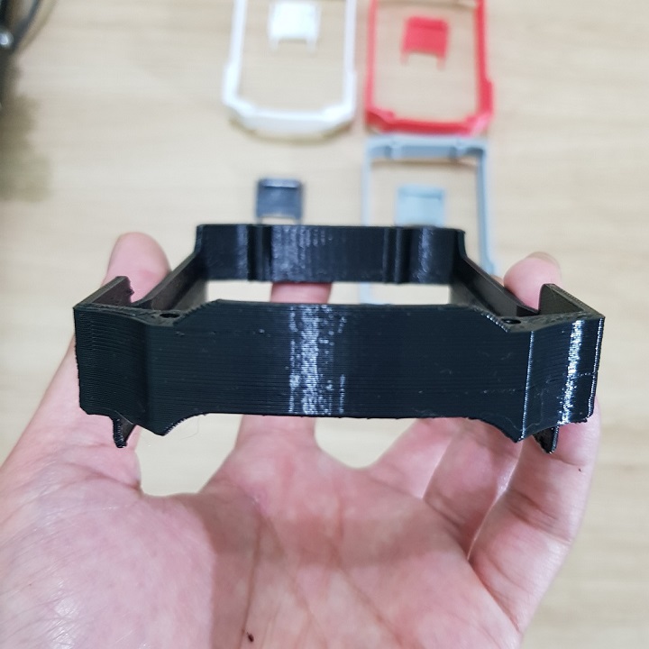 [DIY] Miếng chèn tăng chiều cao hộp pin Dewalt 20v gốc từ 5 cell lên 10 cell