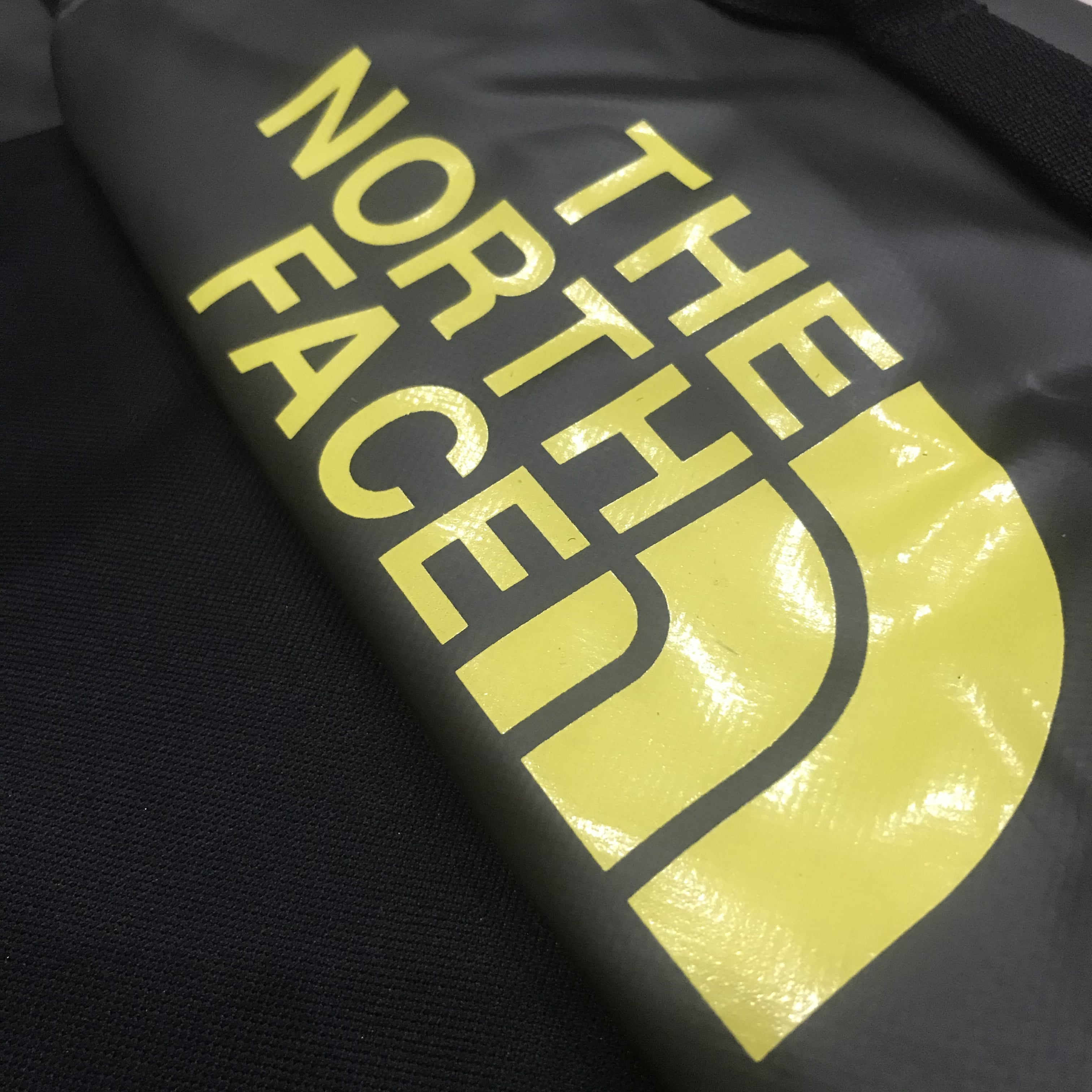 Túi The North Face Base Camp Duffel size S