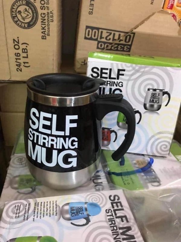 Cốc cafe tự khuấy thông minh