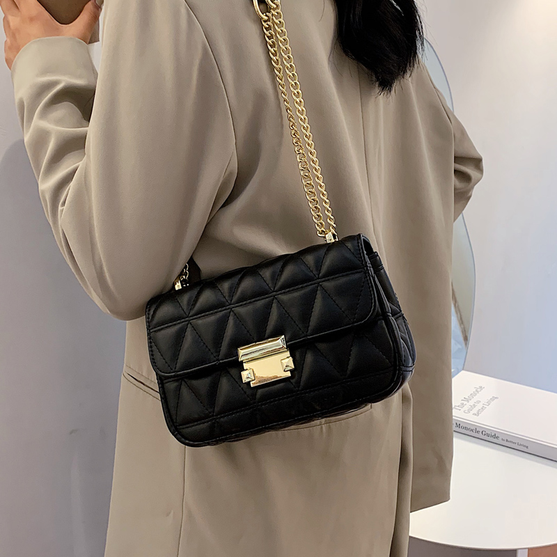 TÚI ĐEO CHÉO NỮ DA MỀM TRẦN CHỈ HÀN QUỐC PK 184