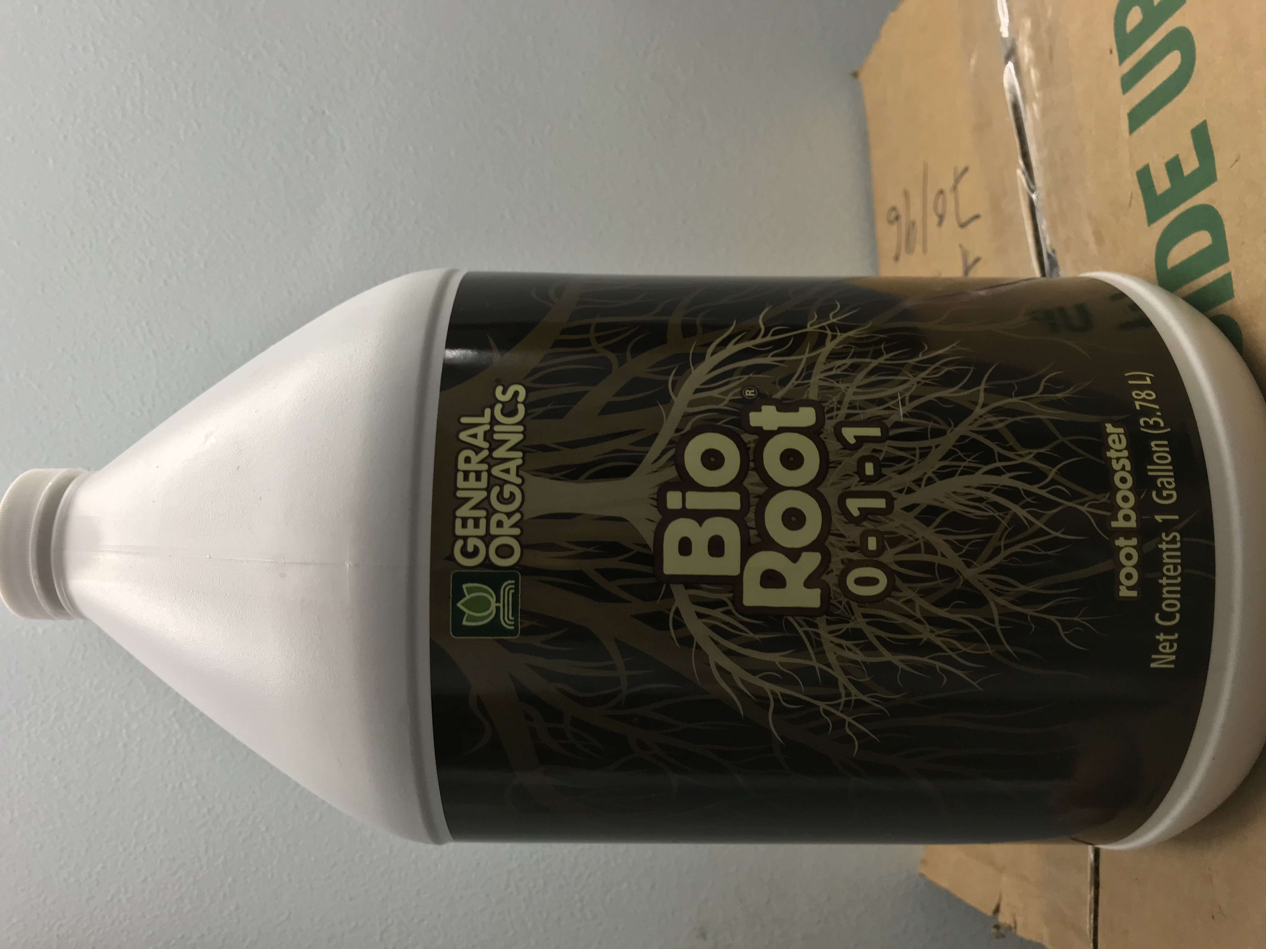 [HCM]PHÂN BÓN RA RỄ CỰC MẠNH BIO ROOT - CHAI 100ML( CHIẾT CAN 1 GALLON)