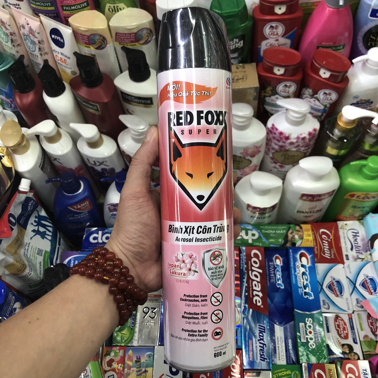 Xịt muỗi-gián-kiến Red Foxx 600ml (hương chanh)