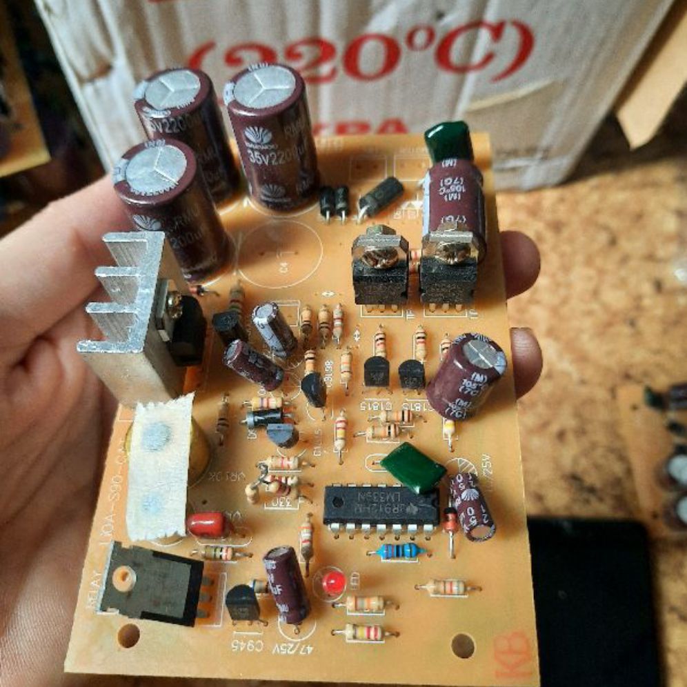 Bo Ổn Áp lioa dải 90 Xịn  Theo Máy