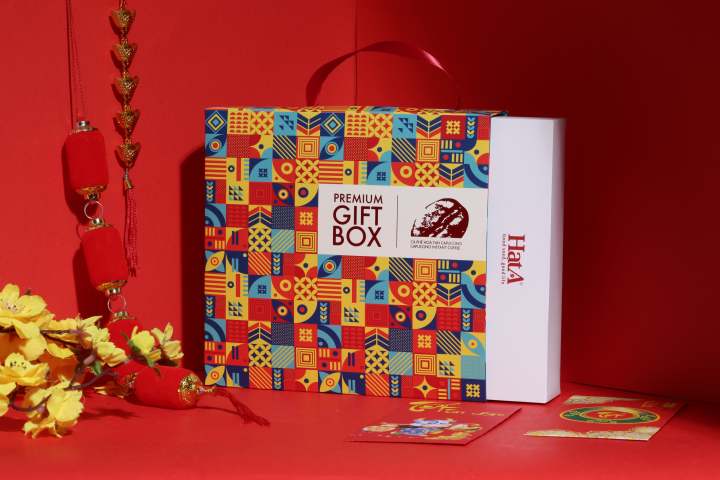 Cafe Zone 37 Hộp quà tặng cao cấp – Premium Gift Box Coffee-288g ( gồm 3 loại cà phê hòa tan thơm ngon, vị tự nhiên)