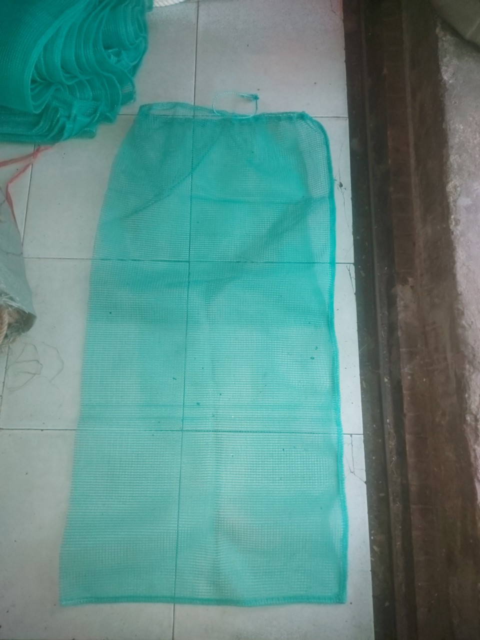túi lưới đựng cá, ếch, lươn, trạch.....kích thước 40cm x 80cm