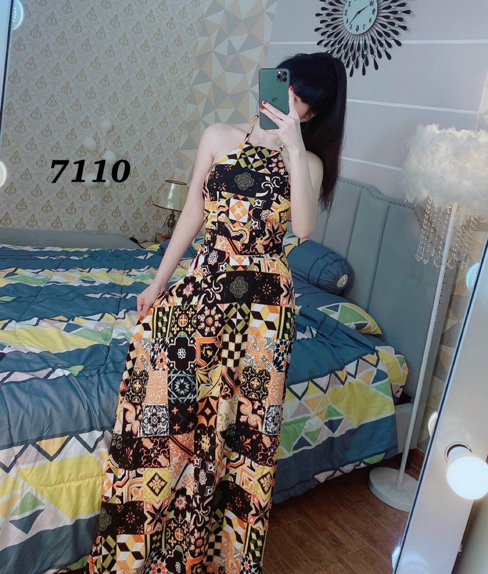 Đầm họa tiết thổ cẩm cổ yếm dáng xòe cực xinh