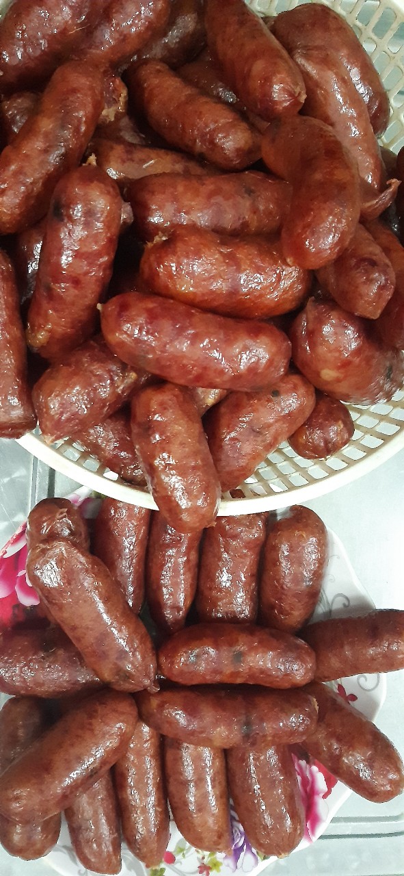 500gr LẠP XƯỞNG TƯƠI  đặc sản CAI LẬY