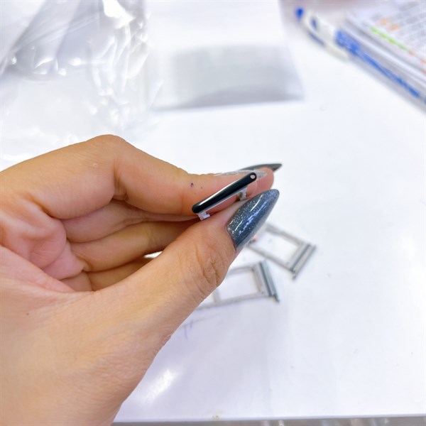 Khay sim Samsung S20 Plus ( 2 sim ) hàng như hình.
