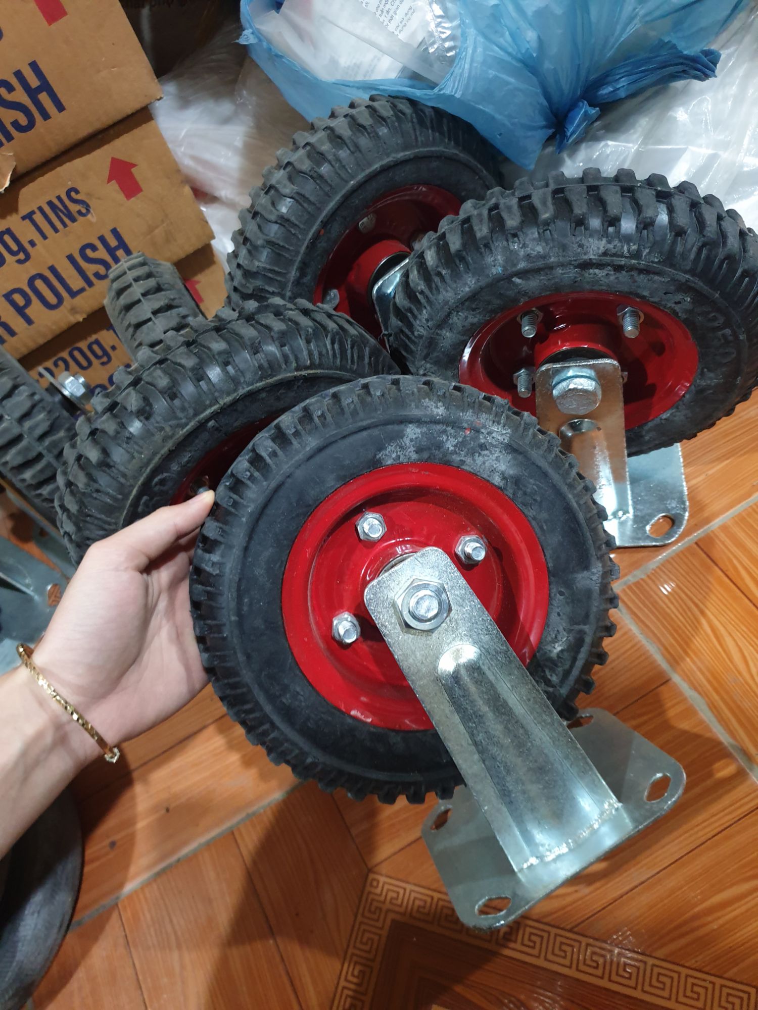 BÁNH XE ĐẨY HÀNG 200mm CỐ ĐỊNH chịu tải 500kg