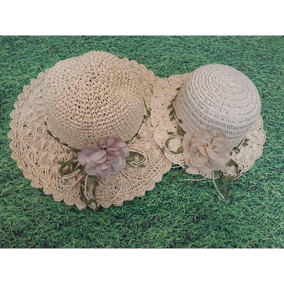 Set nón cói mềm mẹ và bé đính hoa lá