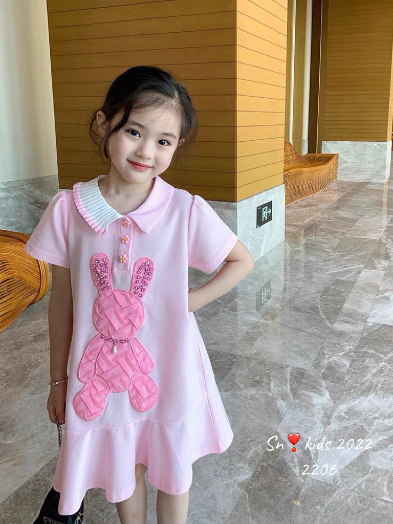 Váy bé gái thỏ hồng cổ điệu