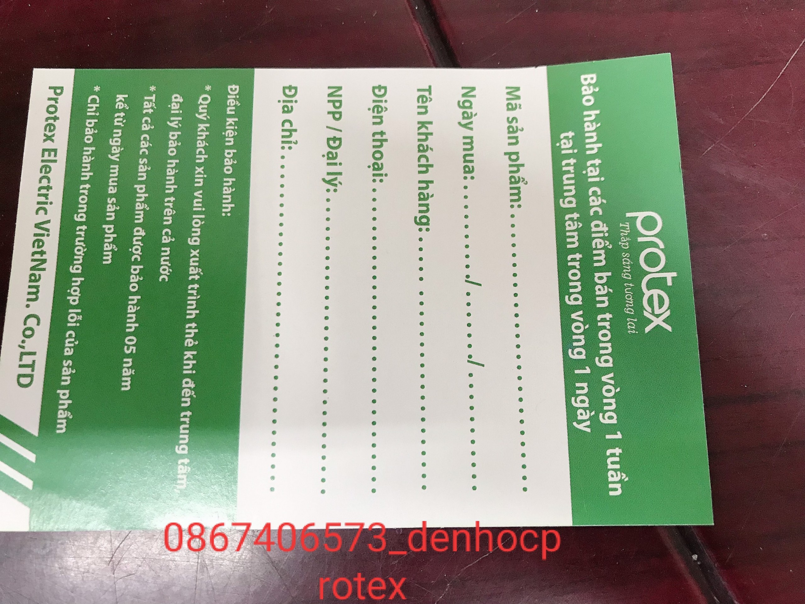 Đèn Học Chống Cận Thị Protex Model Pr005 Màu Đỏ