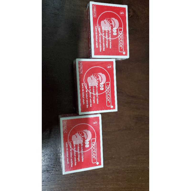 Dao phẫu thuật số 15 (hộp 100 cái)