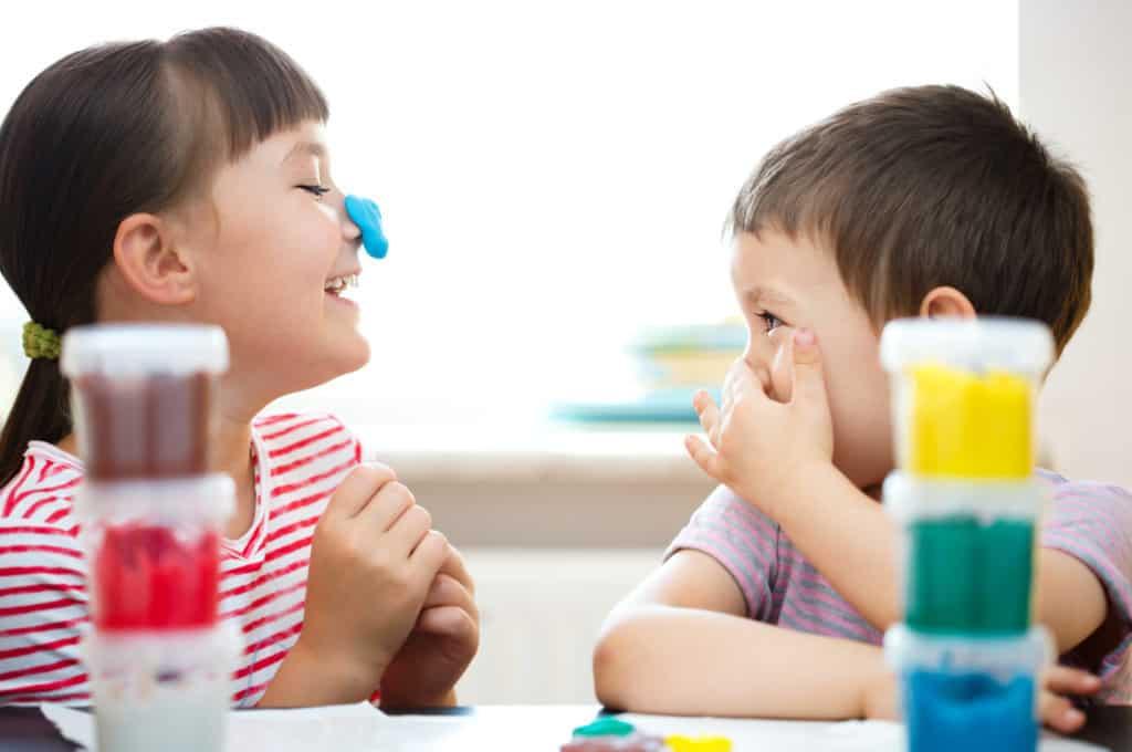 Đất Sét Nặn Nhiều Màu Cho Bé Thỏa Sức Sáng Tạo