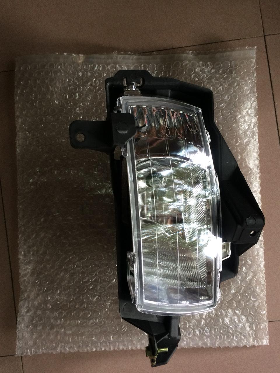 Đèn gầm Innova 05-07 (Vế Trái , Vế Phải, Giá 1 Chiếc) OEM