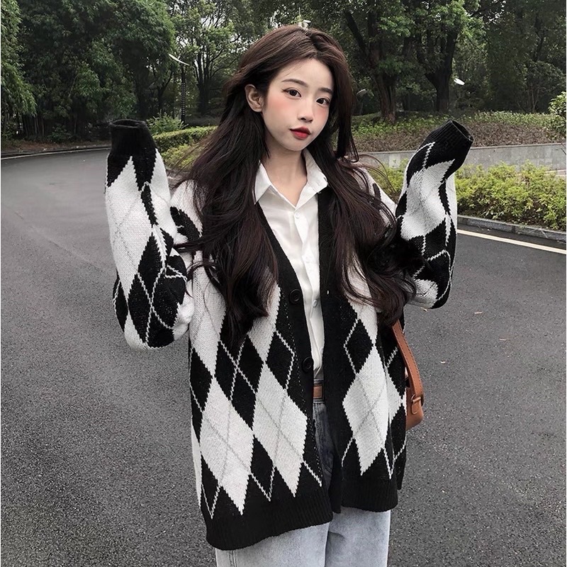 Áo Khoác Cardigan Kẻ Thoi Form Rộng Đen/ Hồng Chất Nỉ | Lazada.vn Áo Khoác Cardigan Kẻ Thoi Form Rộng Đen/ Hồng Chất Nỉ | Lazada.Vn
