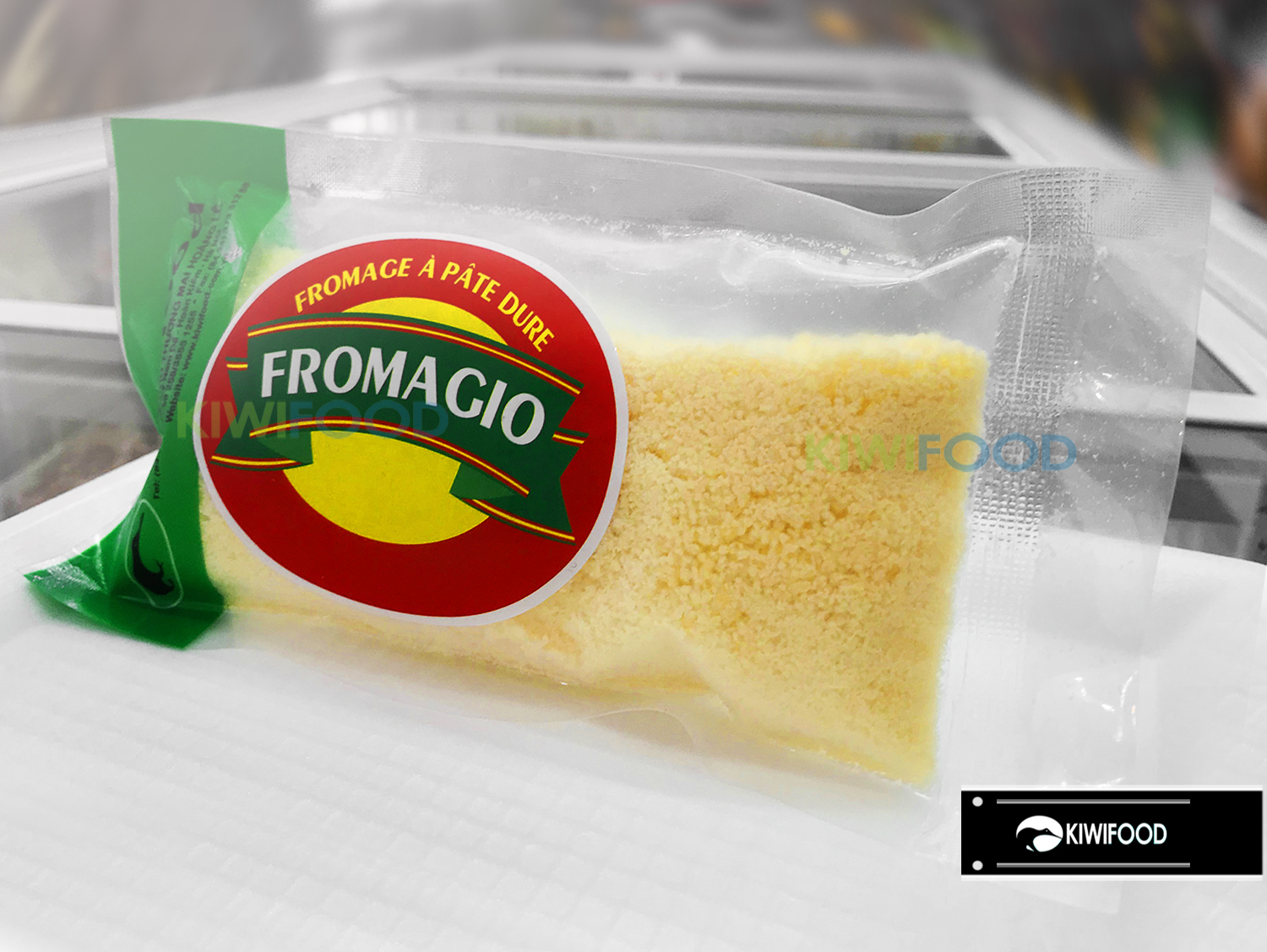 Phô mai bột Parmesan hiệu Fromagio gói 100g