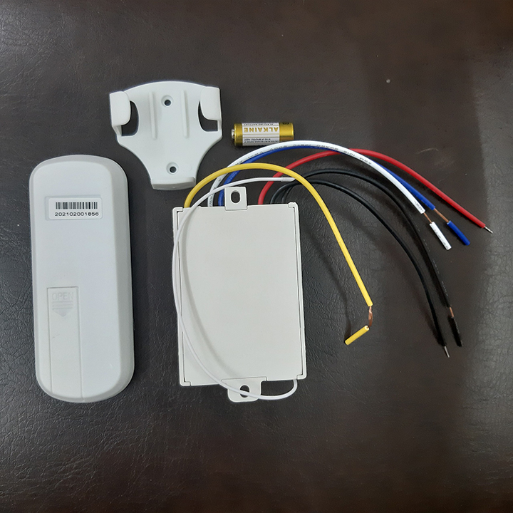Công tắc điều khiển từ xa Rf 3 cổng trắng