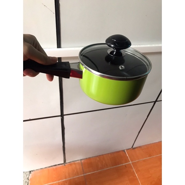 Nồi quấy bột chống dính Sunhouse cho bé