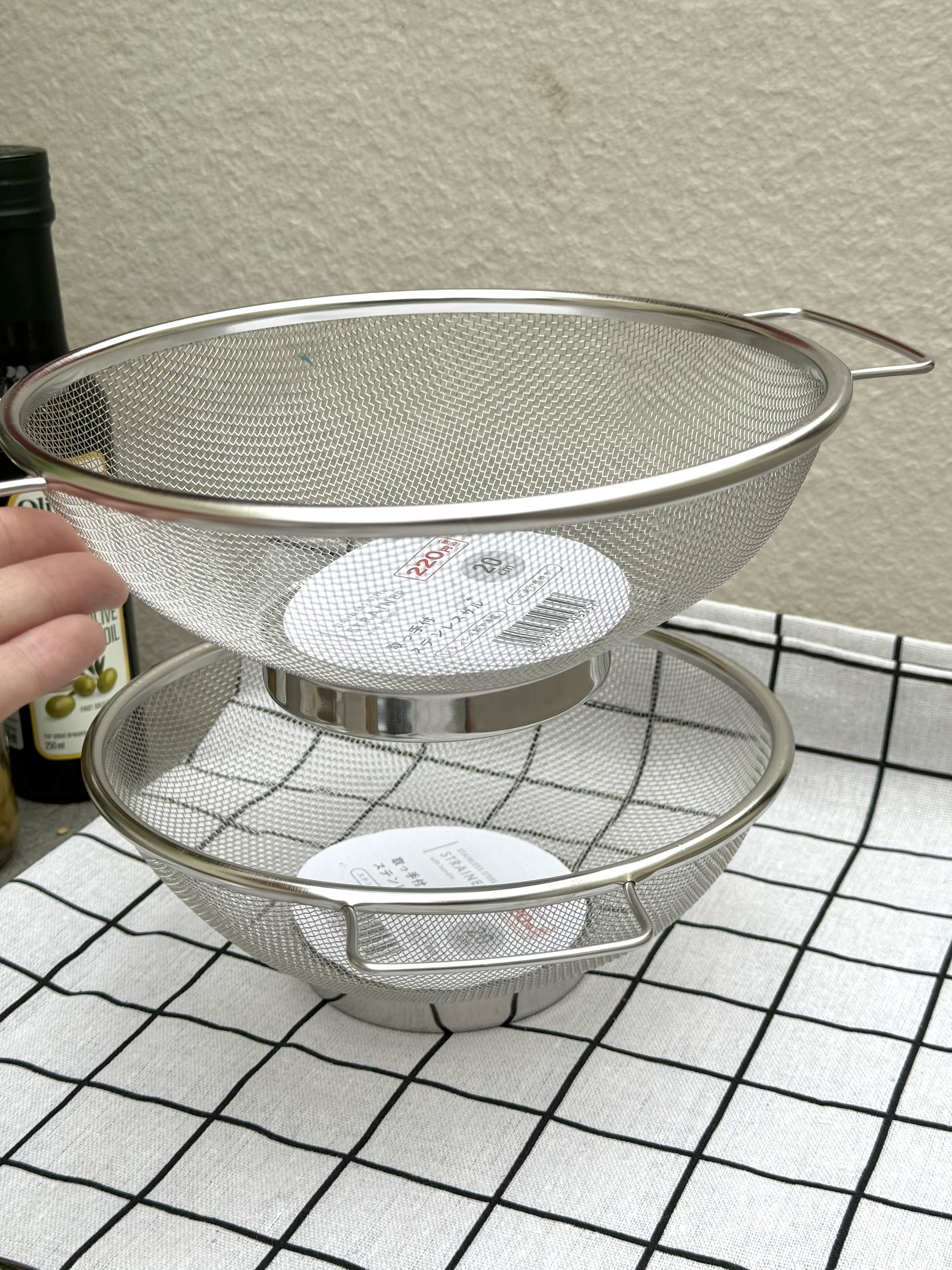 Rổ inox cao cấp 20cm ECHO Nhật Bản (inox không hoen gỉ) dáng tròn, tay quoai