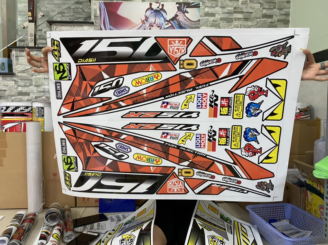 TEM RỜI EXCITER 150 ĐỎ ĐEN