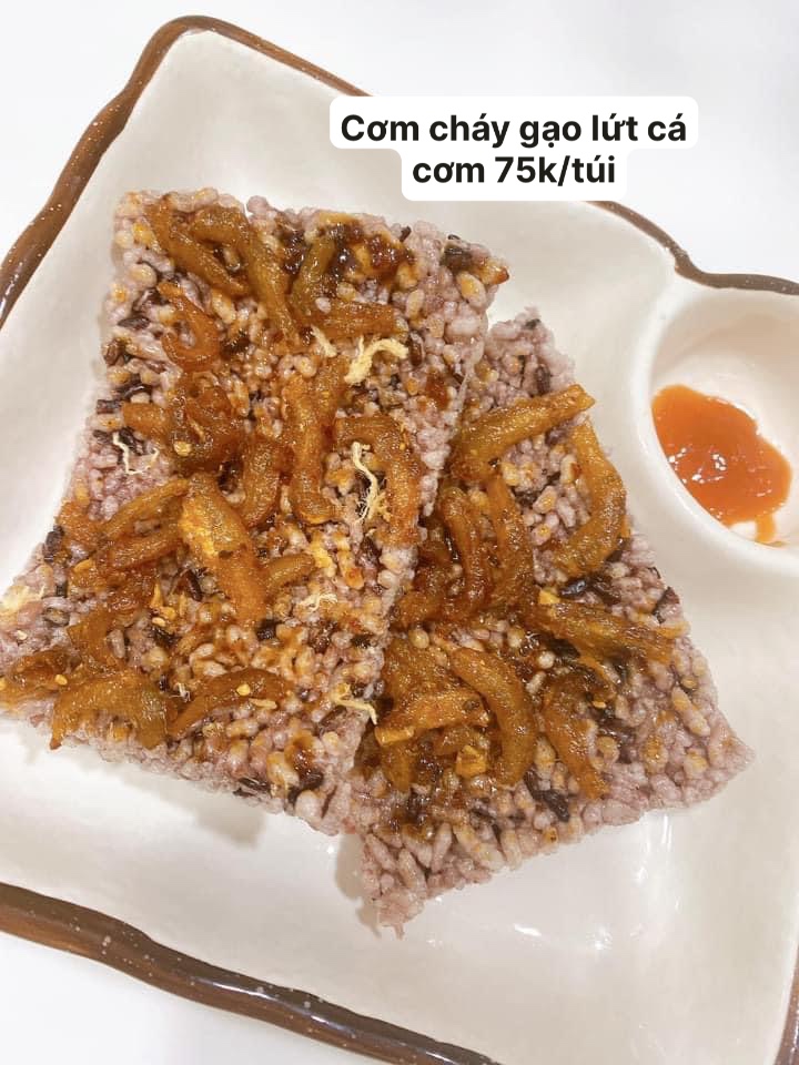 Túi cơm cháy gạo lứt cá cơm
