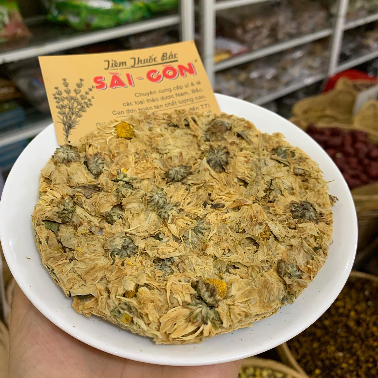 Hoa Cúc Vàng Ép Bánh Tròn 100g