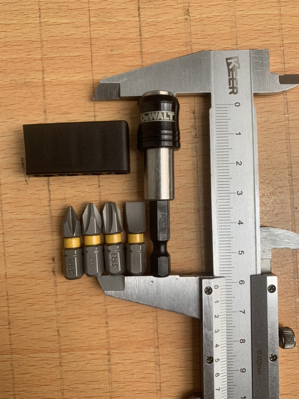 Bộ mũi vít + đầu nối nhanh Dewalt chất lượng