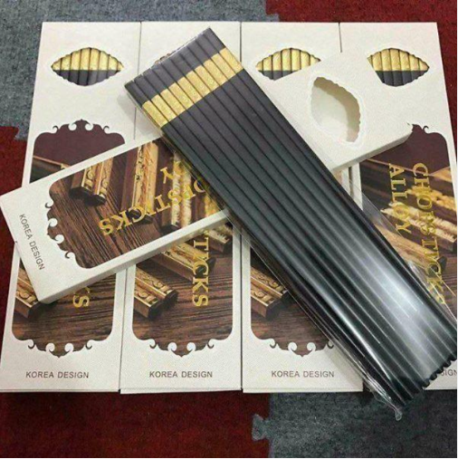 Đũa mạ vàng hàn quốc nhựa đen nhật cao cấp chống trơn chống mốc chịu nhiệt bộ 10 đôi-đũa nhựa