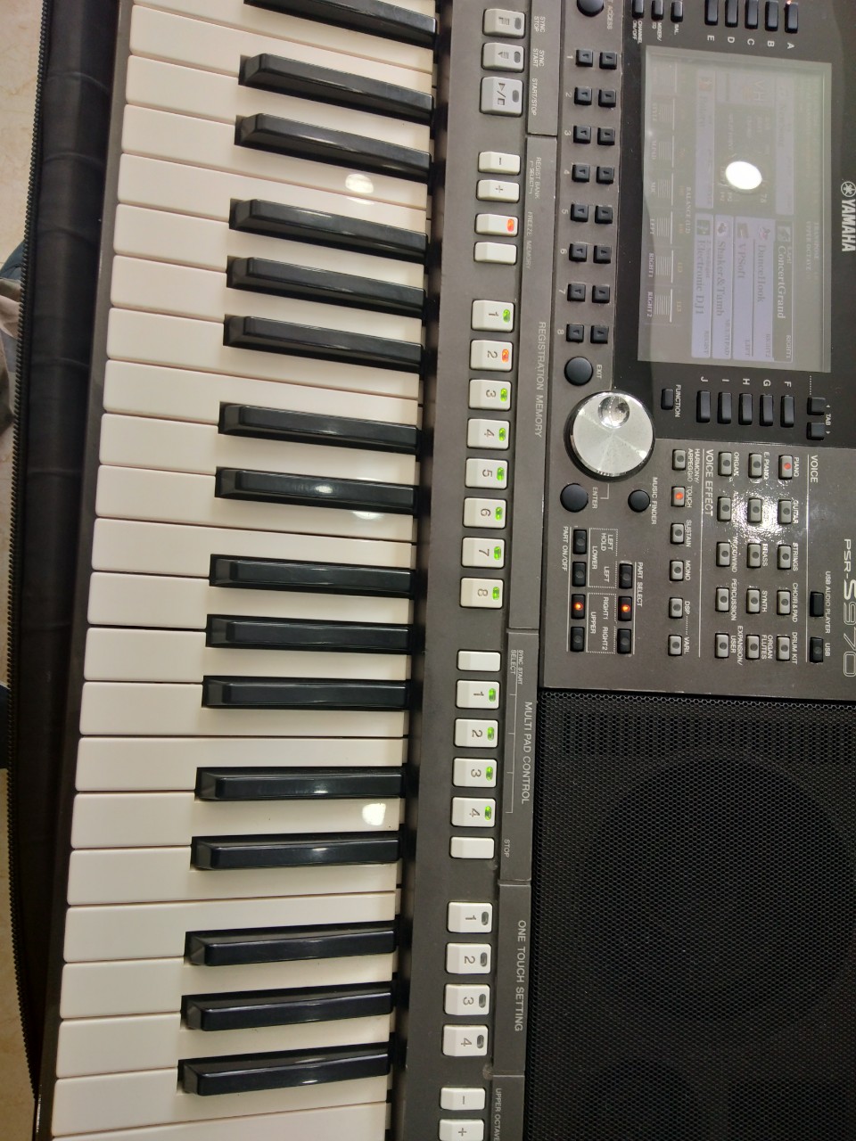 đàn yamaha psr S970 cũ (đàn đi show)