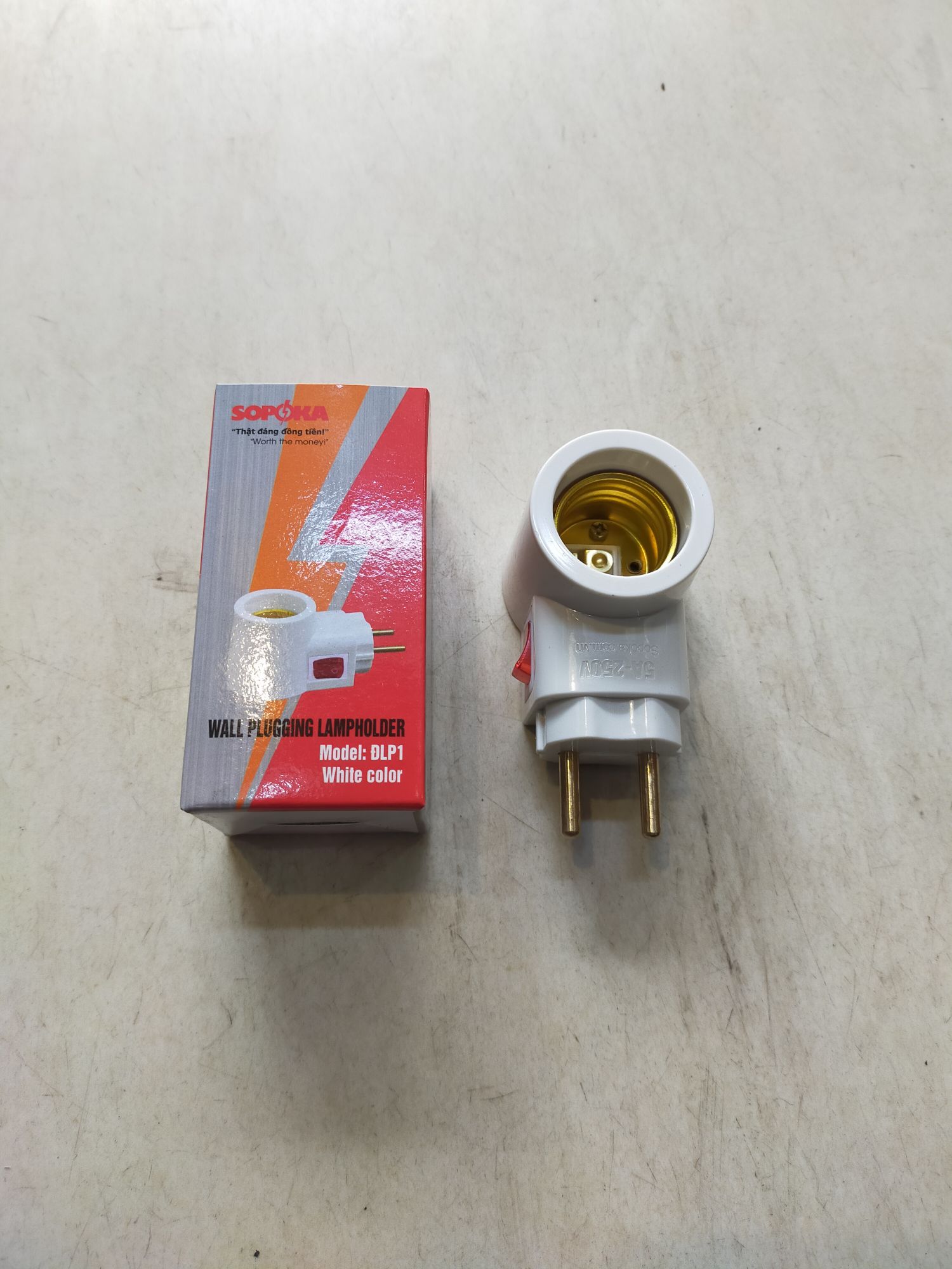 Phích cắm liền đui e27 có công tắc