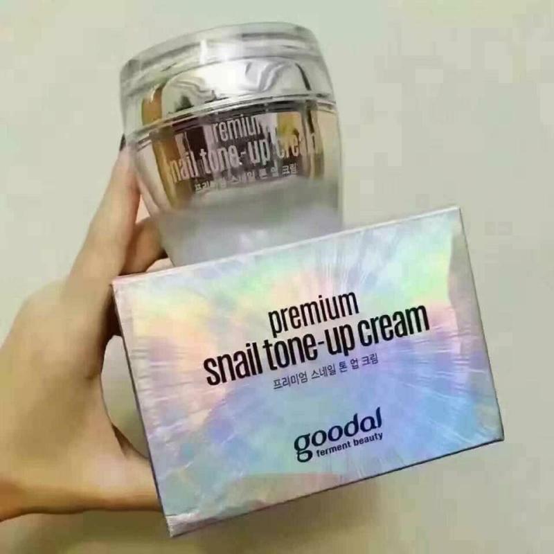 Kem Dưỡng Ốc Sên Goodal Premium Snail Tone Up Cream cao cấp 50gr , hàng Hàn Quốc cao cấp