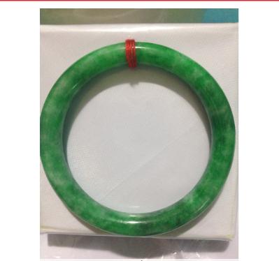 [HCM]VÒNG TAY NGỌC CẨM THẠCH PHỈ THÚY THIÊN NHIÊN .(HÌNH CHỤP THẬT NI TAY .56.54