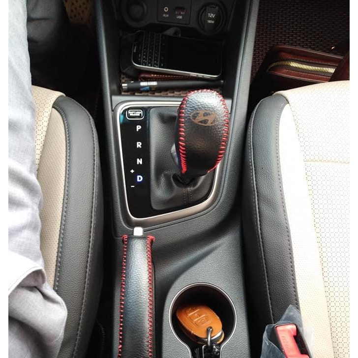Bọc Cần Số + Tay Phanh Da Thật 100% Cho Xe Hyundai Accent 2018 2019 2020 2021 AT Thiết Kế Bắt Mắt, Bền Đẹp Dễ Sử Dụng