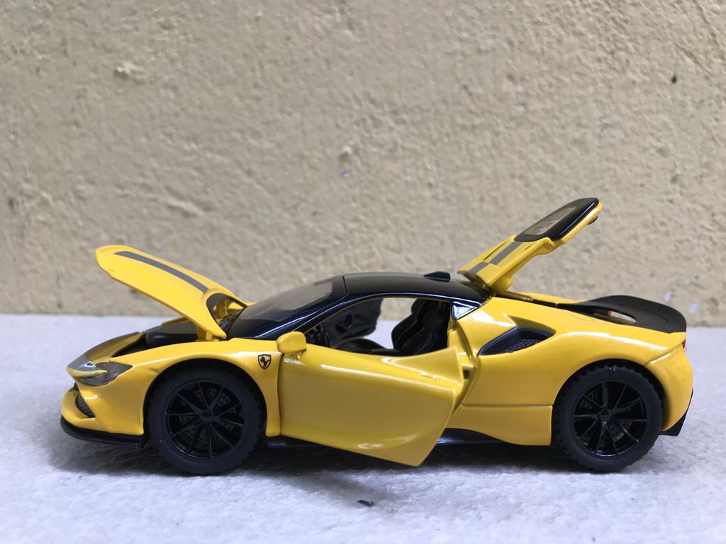 Mô hình Siêu xe Ferrari SF90 2022- 1:32