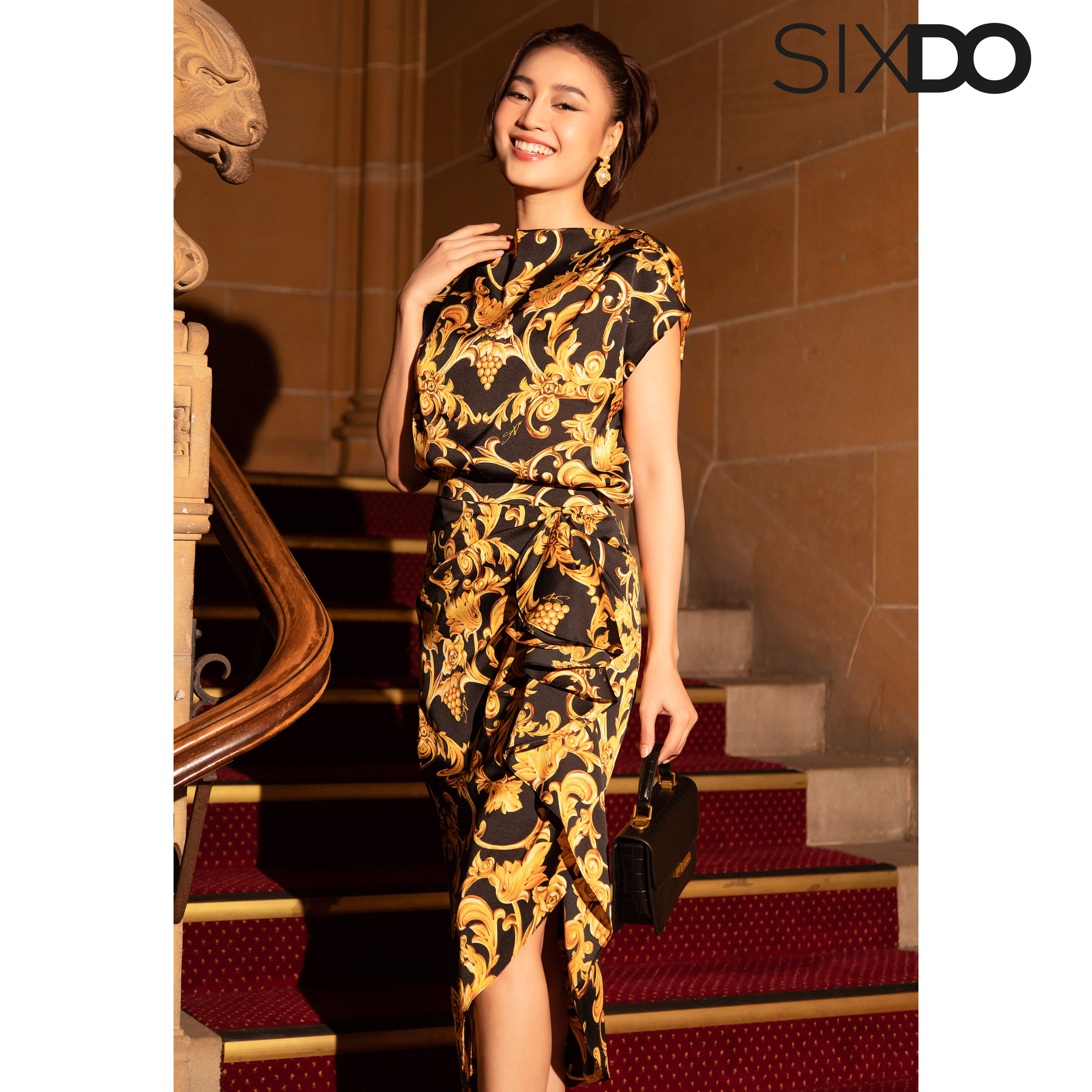 Chân váy lụa nhúm eo họa tiết baroque SIXDO (Black Baroque Print Midi Silk Skirt)