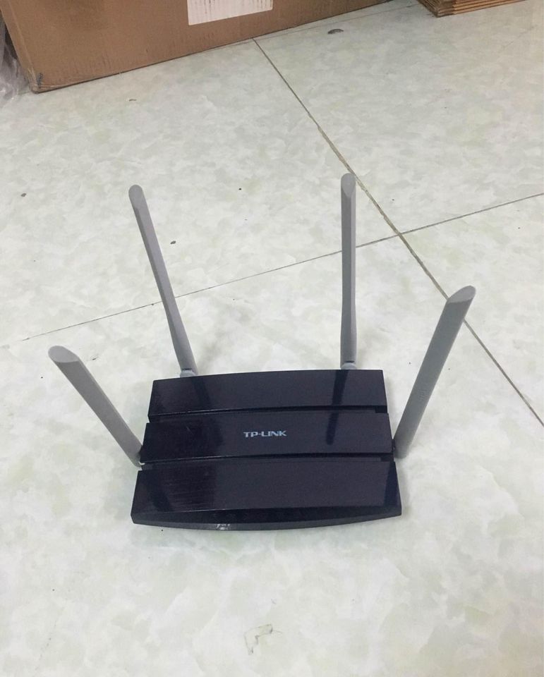 Bộ Phát Wifi Băng Tần Kép TP-Link 3320 4 Râu