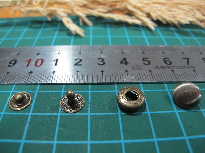 [HCM]Cúc nút bấm bốn chi tiết ( Set 10 bộ )